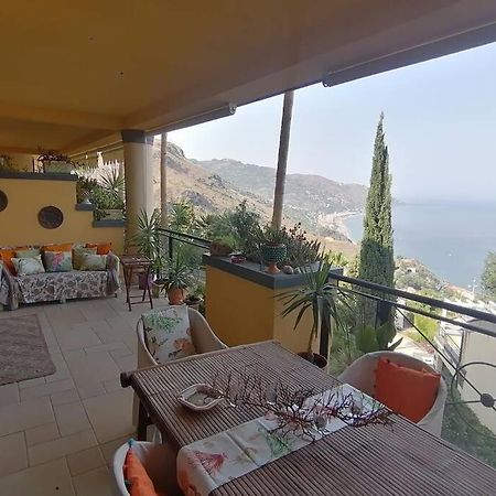 Taormina Home Sweet Home Apartment Exteriör bild